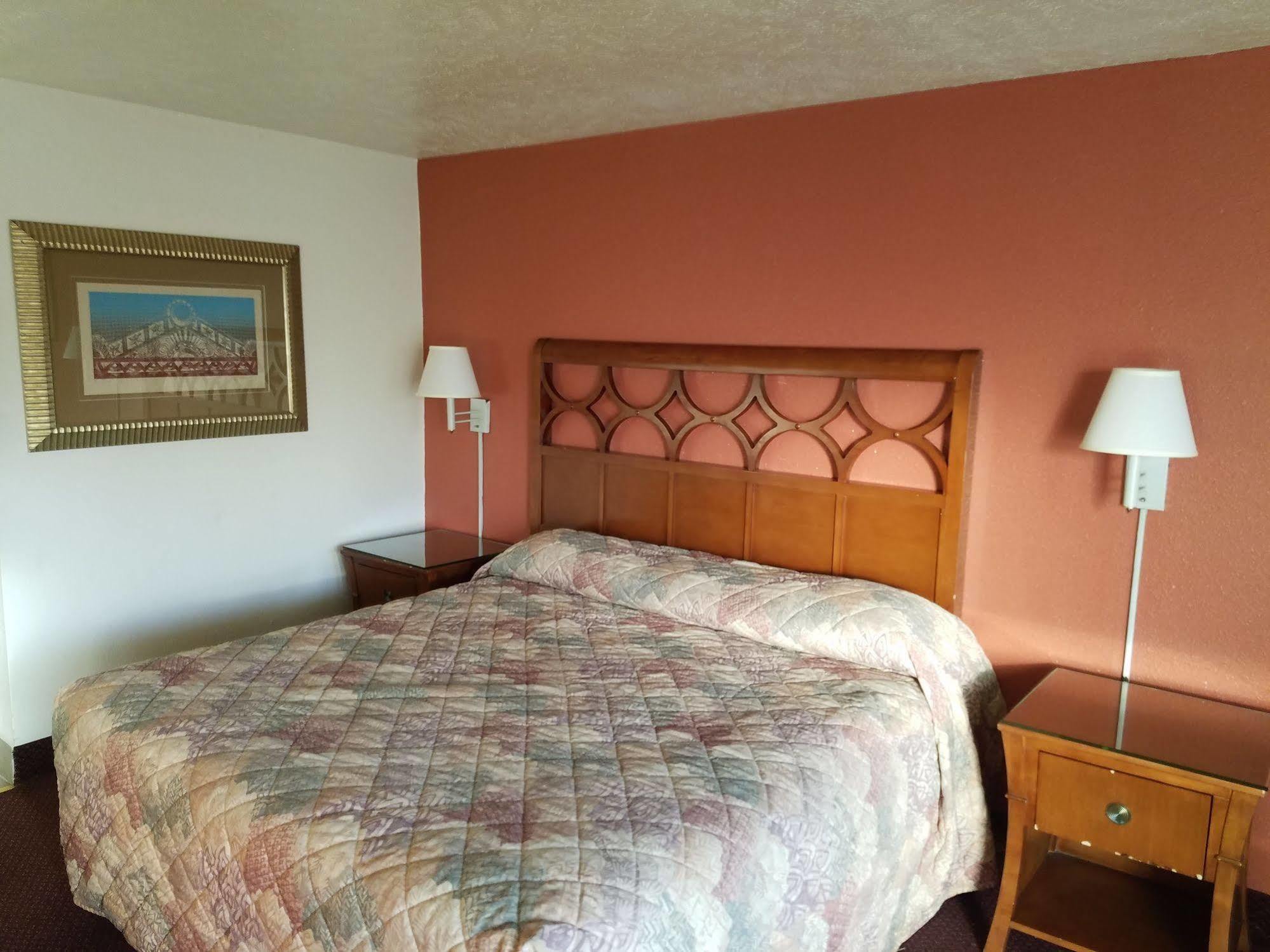 Cayce Masters Inn I-26 מראה חיצוני תמונה