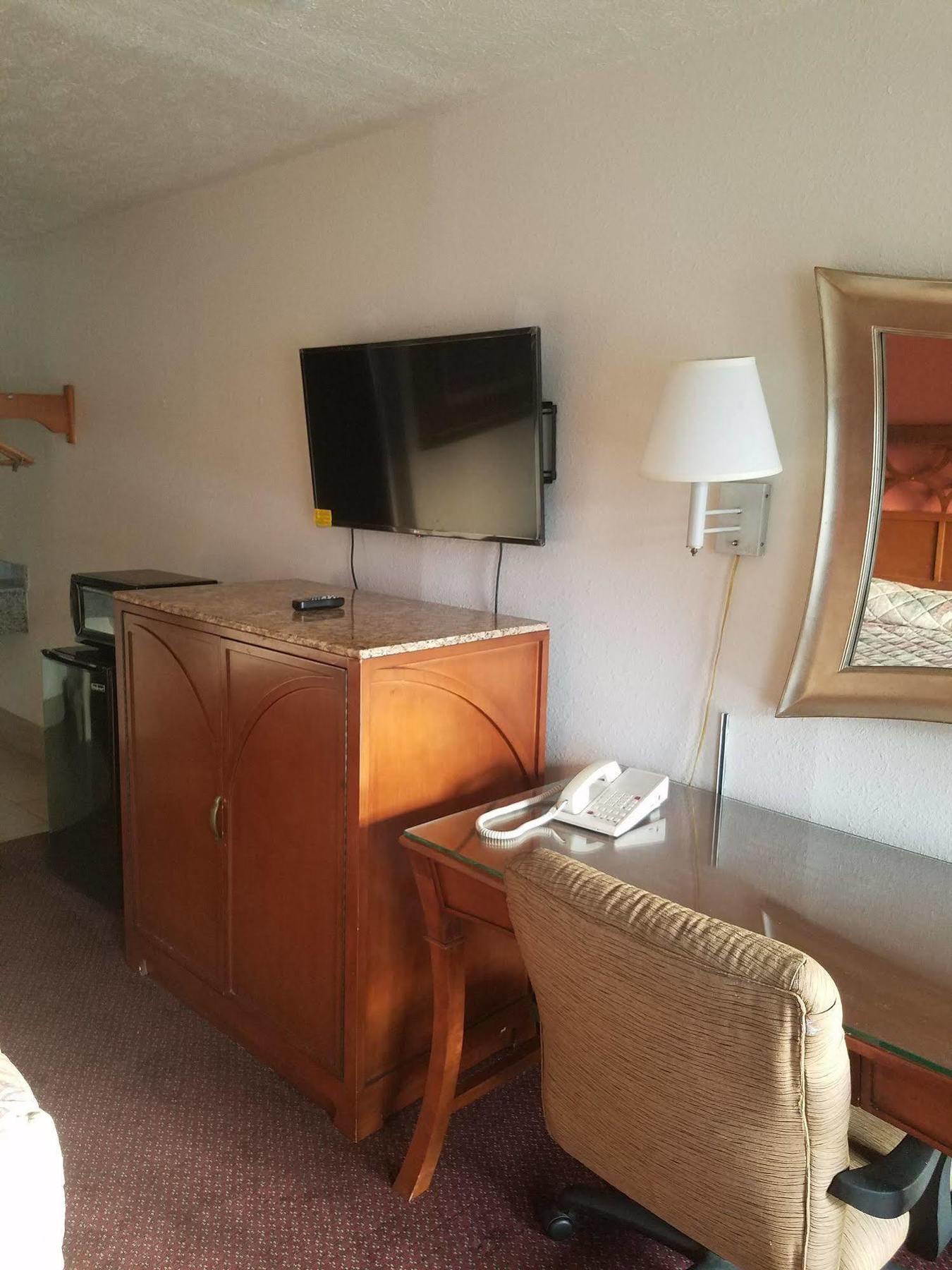 Cayce Masters Inn I-26 מראה חיצוני תמונה